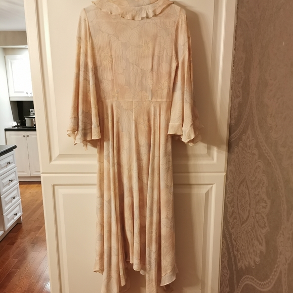 NWOT BCBG MaxAzria silk blend dress - Picture 11 of 13